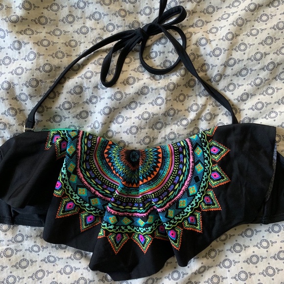 Target bikini! - Picture 2 of 3